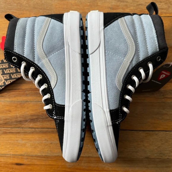 Vans MTE Black and Blue High-Top Sneakers NWT - Picture 10 of 16